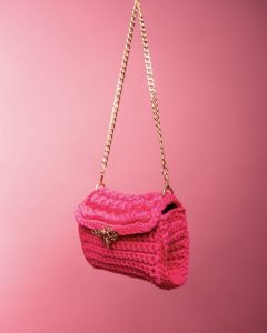Hot Pink Bee Crossbody Bag – Bild 3